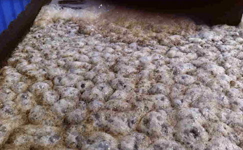 污水處理生化池大量泡沫用消泡劑解決 污水處理生化池大量泡沫用消泡劑解決